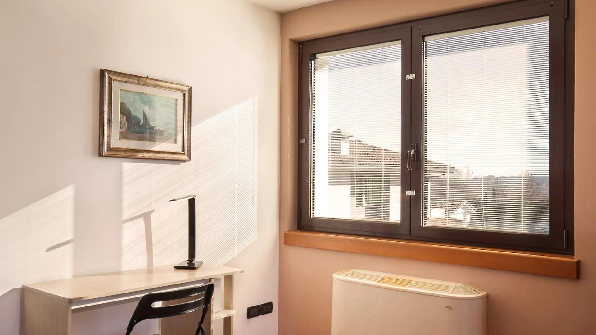 Casa Azzurra-Comodo Appartamento In Villa Peschiera del Garda Apartman